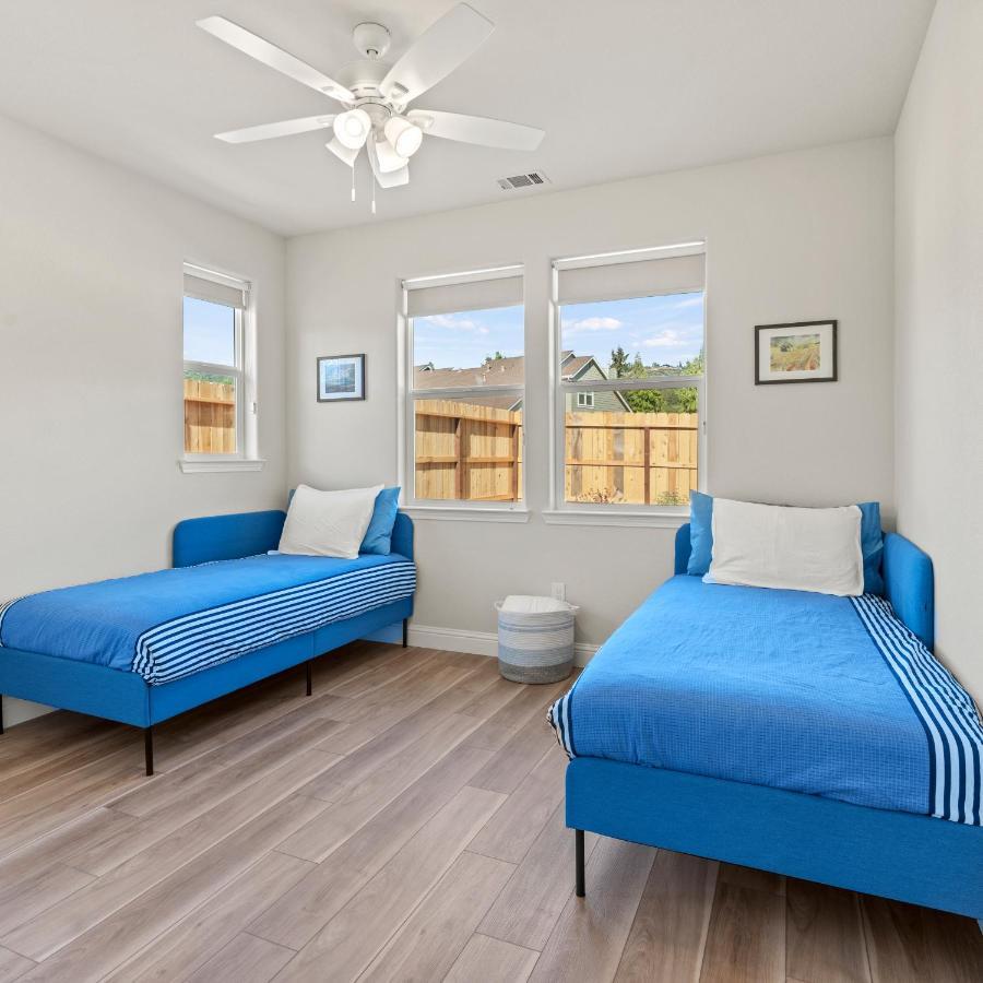 Newly Built Murphys Modern Retreat 外观 照片